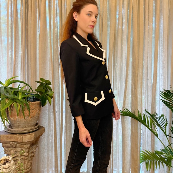 Albert Nipon Suit Jacket - Picture 3 of 5